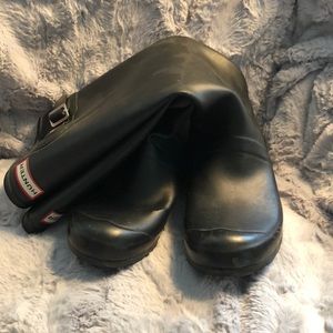 Collapsible Black Hunter Boots